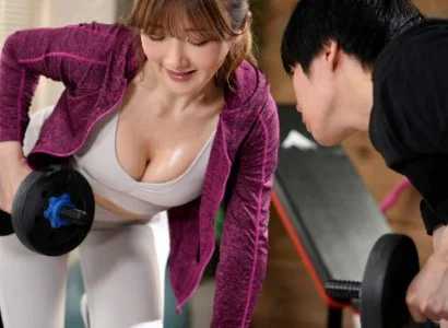 Nữ PT gợi cảm với chàng trai số hưởng phang nhau